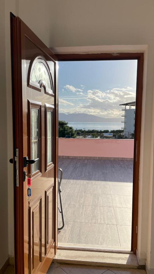 Vila Osmenaj Rent Room Or Apartment Vlorë 外观 照片