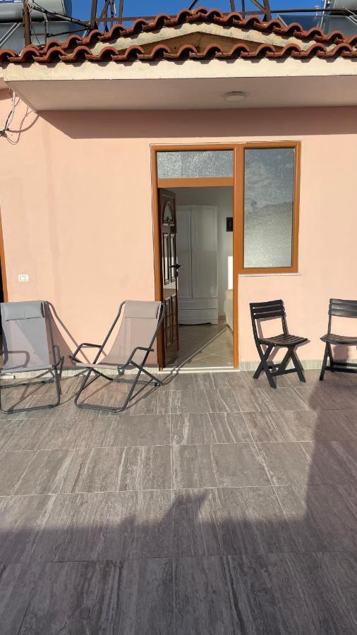 Vila Osmenaj Rent Room Or Apartment Vlorë 外观 照片