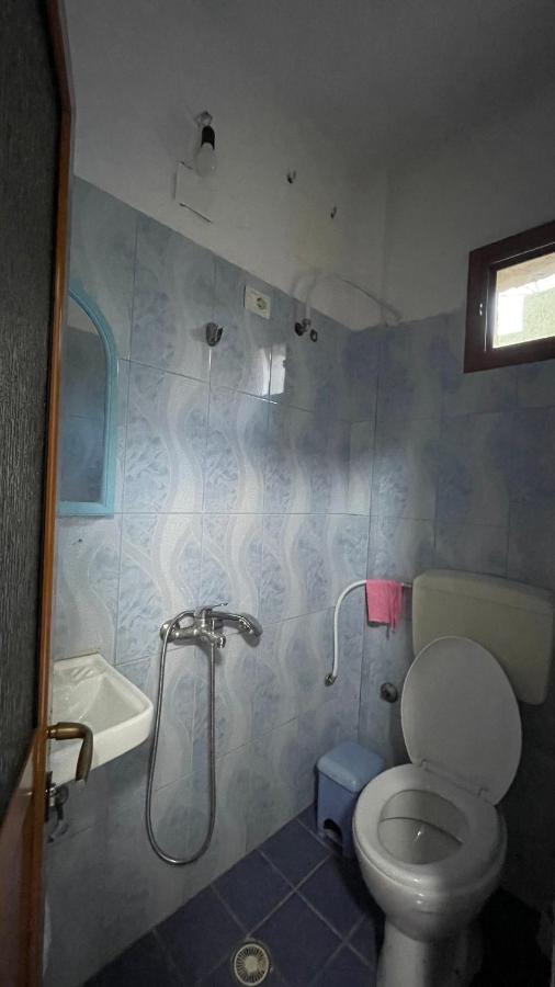 Vila Osmenaj Rent Room Or Apartment Vlorë 外观 照片