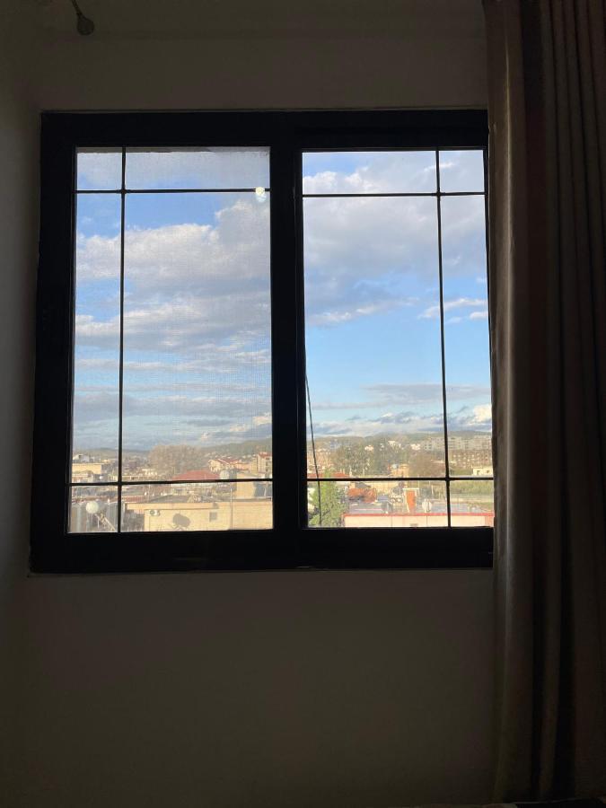 Vila Osmenaj Rent Room Or Apartment Vlorë 外观 照片