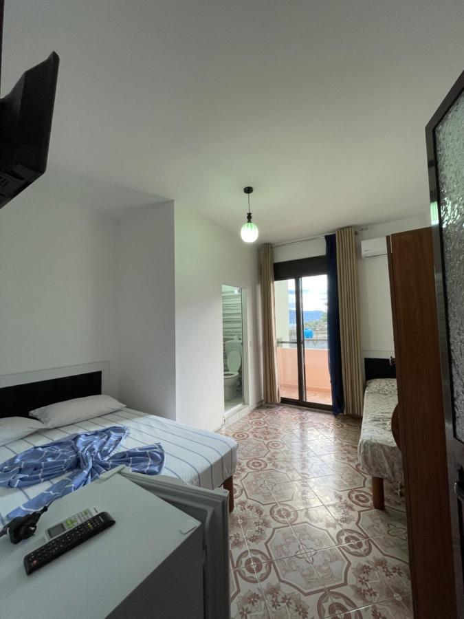 Vila Osmenaj Rent Room Or Apartment Vlorë 外观 照片