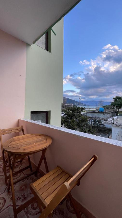 Vila Osmenaj Rent Room Or Apartment Vlorë 外观 照片