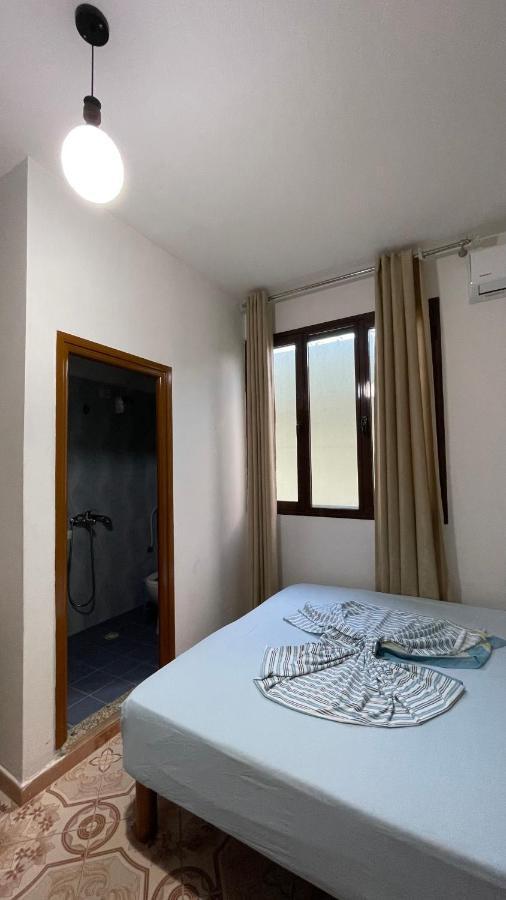 Vila Osmenaj Rent Room Or Apartment Vlorë 外观 照片