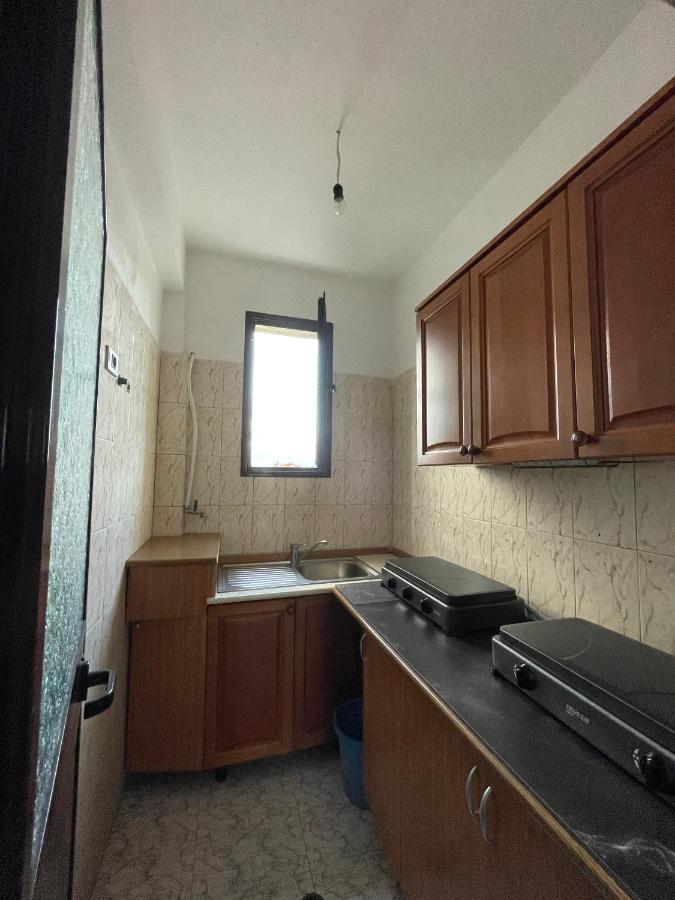 Vila Osmenaj Rent Room Or Apartment Vlorë 外观 照片
